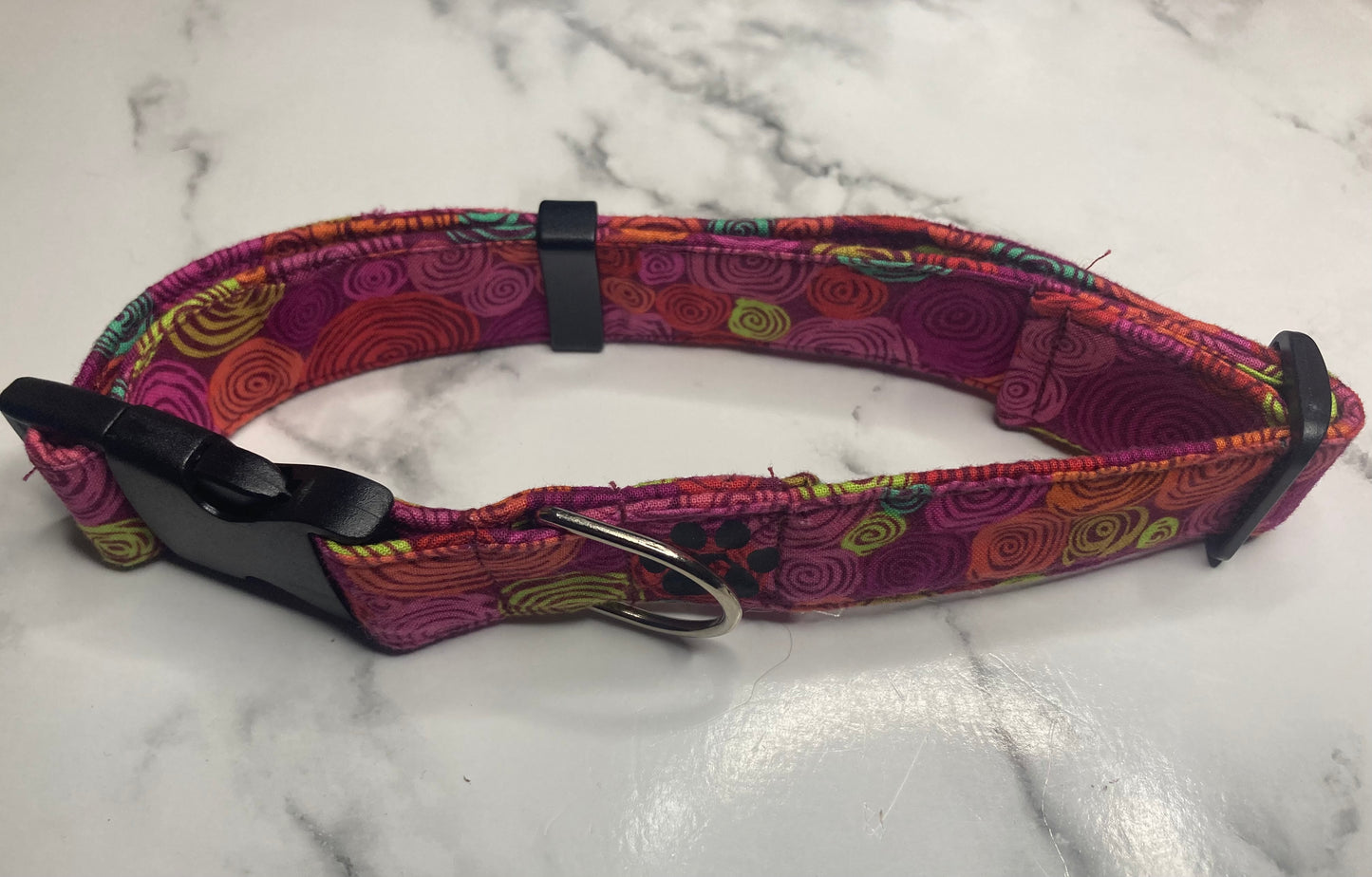 Swirl dog collar set, handmade dog collar set, cute dog collar set, matching dog accessories, dog accessories, designer dog accessories, designer dog accessories
