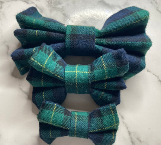 Green tartan dog bow tie, handmade pet bow tie, matching dog accessories